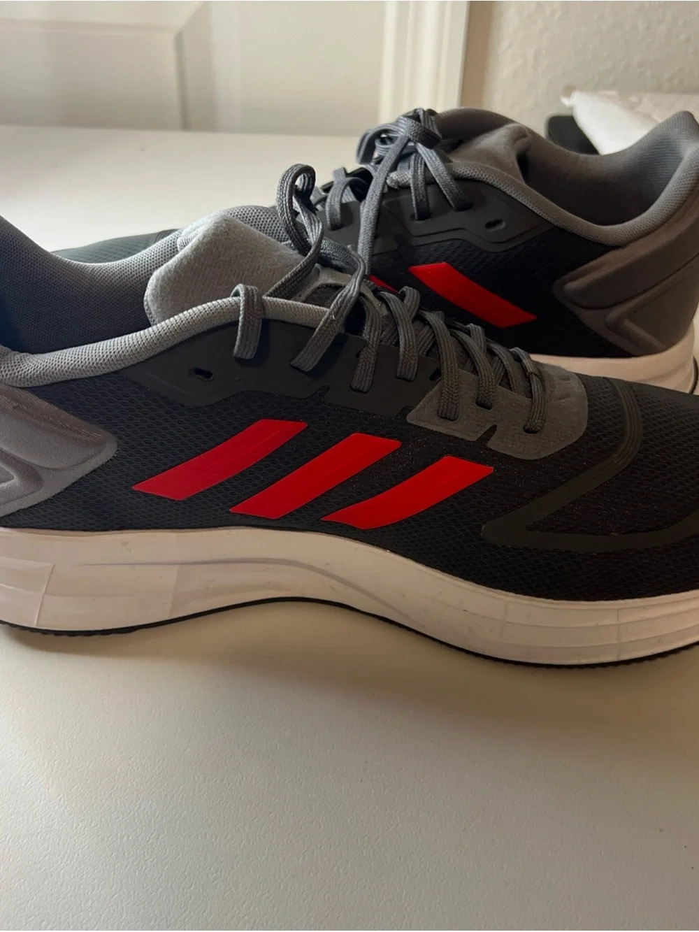Adidas Duramo SL Men’s Running Shoes Gray/Red Lightmotion Size 12 Athletic Sneak